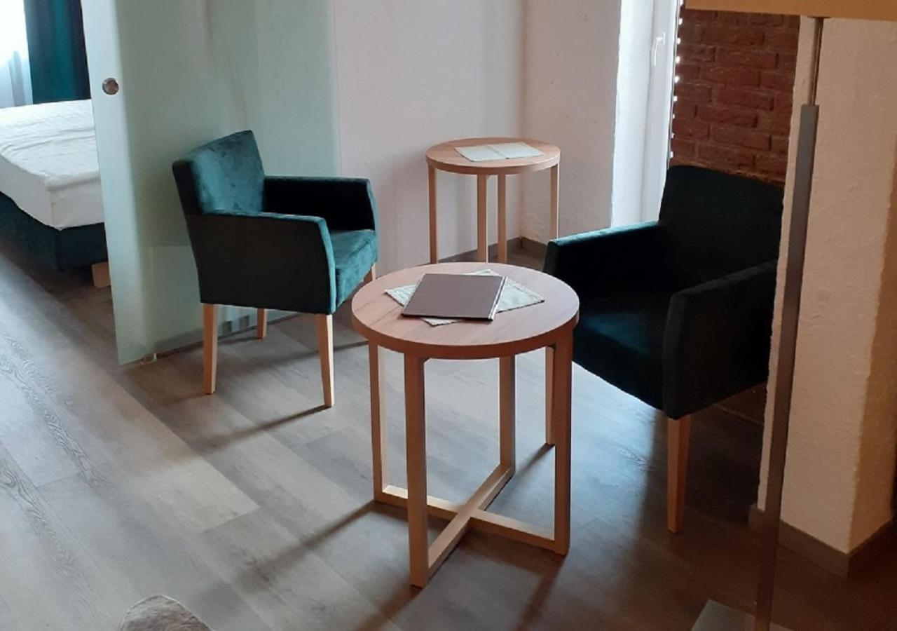 Land-Gut-Hotel Zum Alten Forsthaus - Aufladestation Fuer Elektroautos Hürtgenwald Exteriör bild