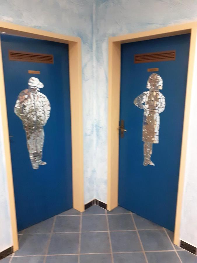 Land-Gut-Hotel Zum Alten Forsthaus - Aufladestation Fuer Elektroautos Hürtgenwald Exteriör bild