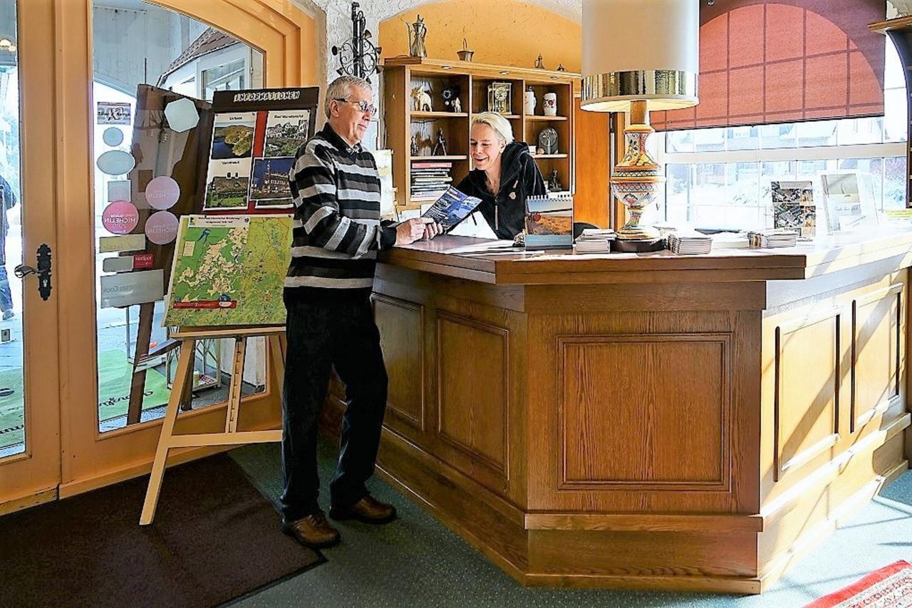 Land-Gut-Hotel Zum Alten Forsthaus - Aufladestation Fuer Elektroautos Hürtgenwald Exteriör bild