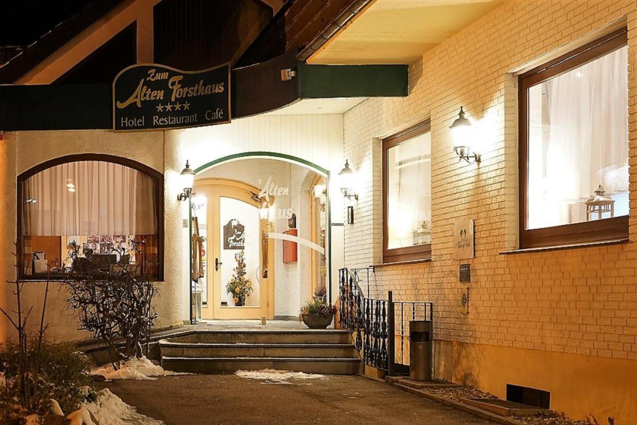 Land-Gut-Hotel Zum Alten Forsthaus - Aufladestation Fuer Elektroautos Hürtgenwald Exteriör bild
